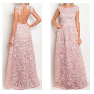 XTaren Lace Gown